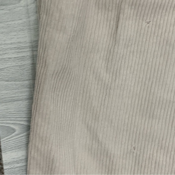 BDG Urban Outfitters Pleated Corduroy Pants - Picture 9 of 9